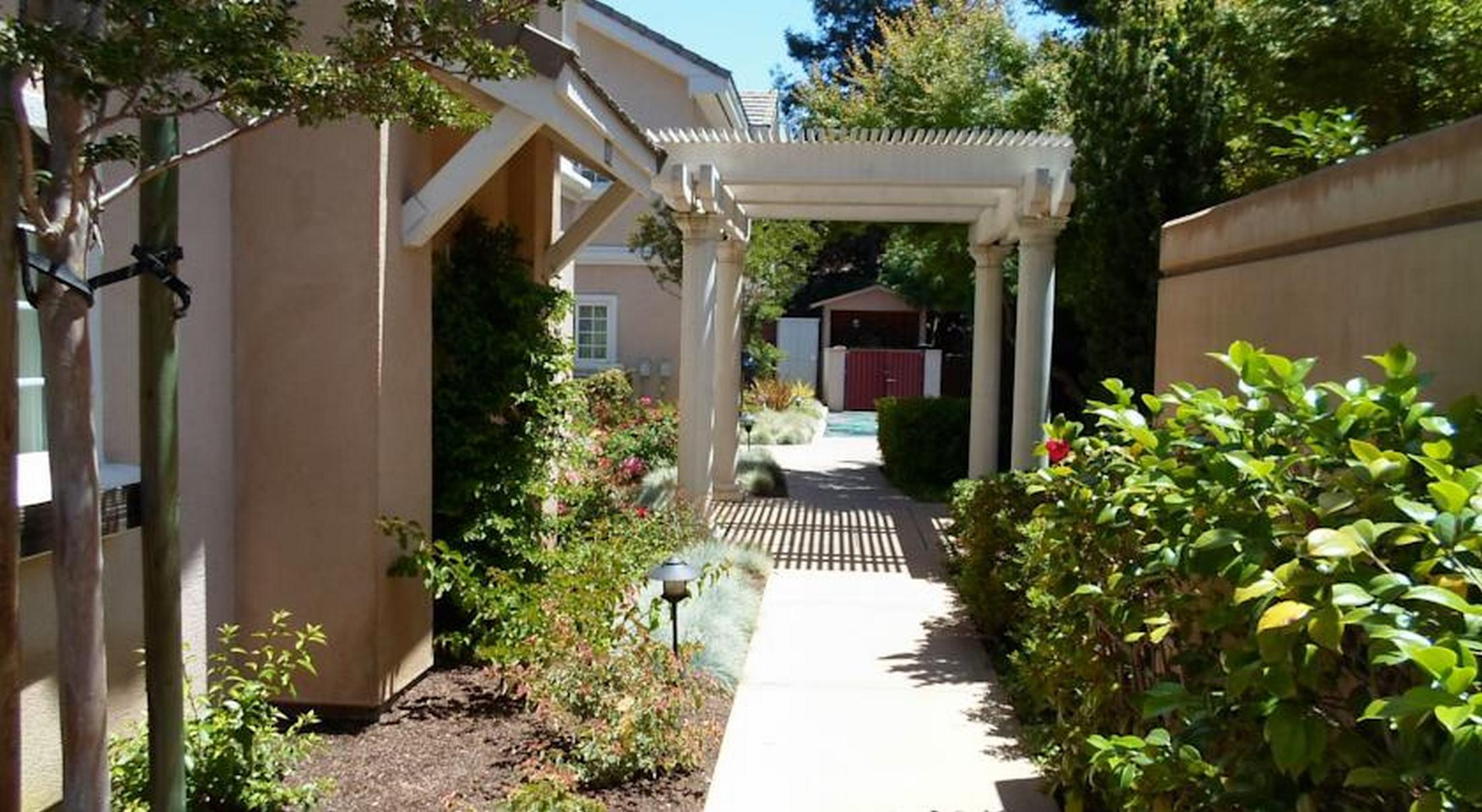 Grand Hotel Sunnyvale Exterior photo